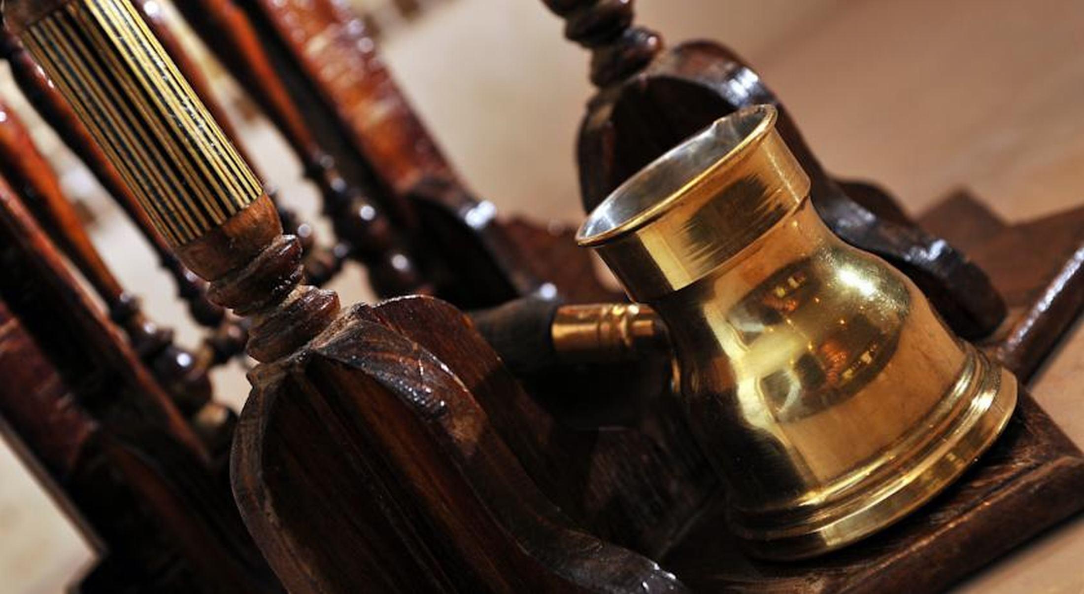 โรงแรมซาเฟอไคโร Giza ภายนอก รูปภาพ A traditional Turkish coffee pot