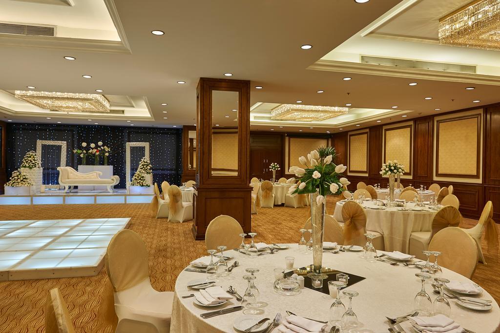 โรงแรมซาเฟอไคโร Giza ภายนอก รูปภาพ The ballroom