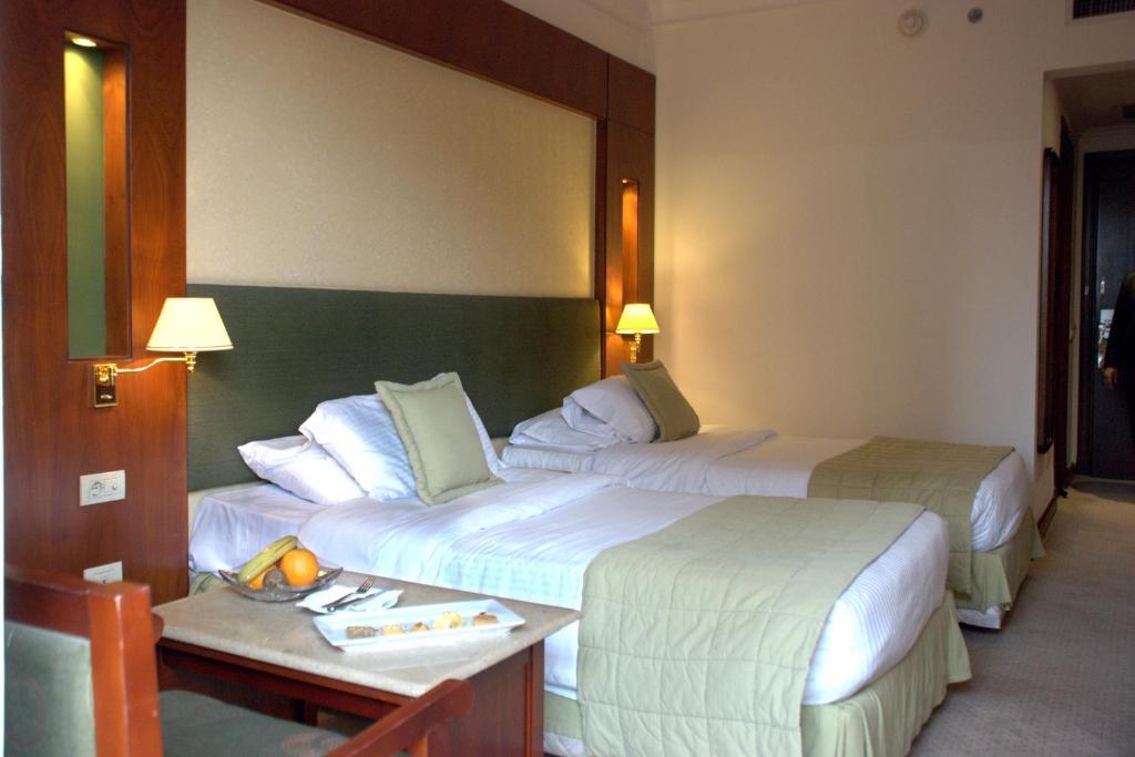 โรงแรมซาเฟอไคโร Giza ภายนอก รูปภาพ A hotel room